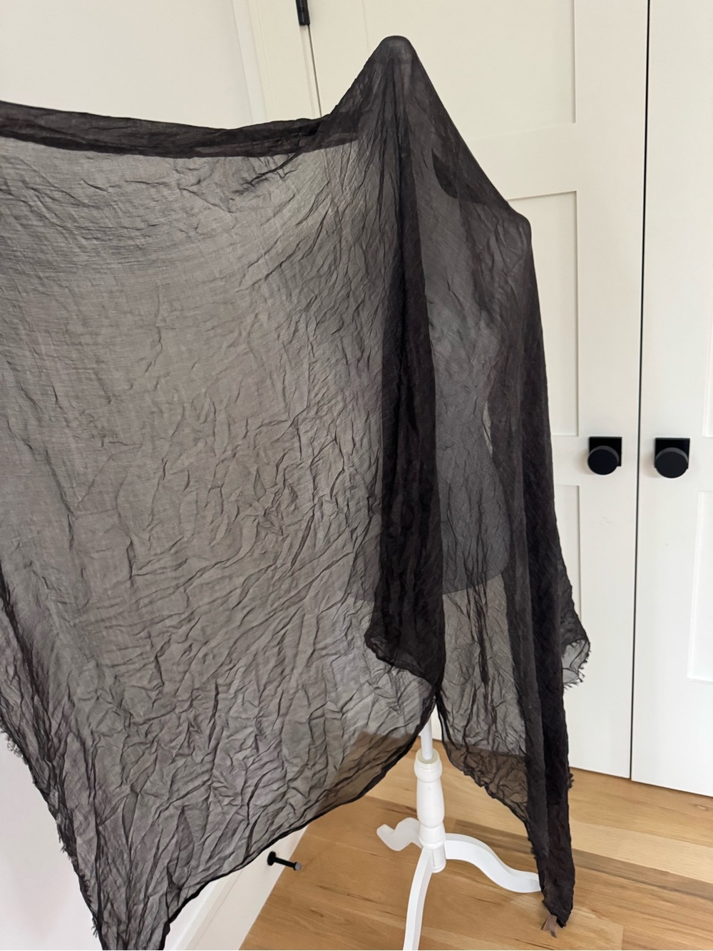 Look black scarf - Picture 5 of 6